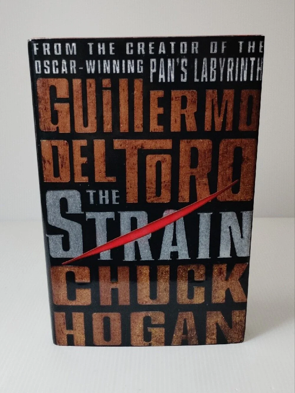 3 For $8 The Strain by Guillermo del Toro & Chuck Hogan